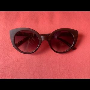 Wood grain sunglasses